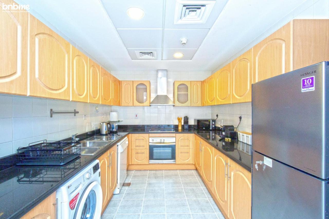 دبي Bnbmehomes - Sit Back & Enjoy Seeing The Luxury Yachts Drive By - B67 المظهر الخارجي الصورة